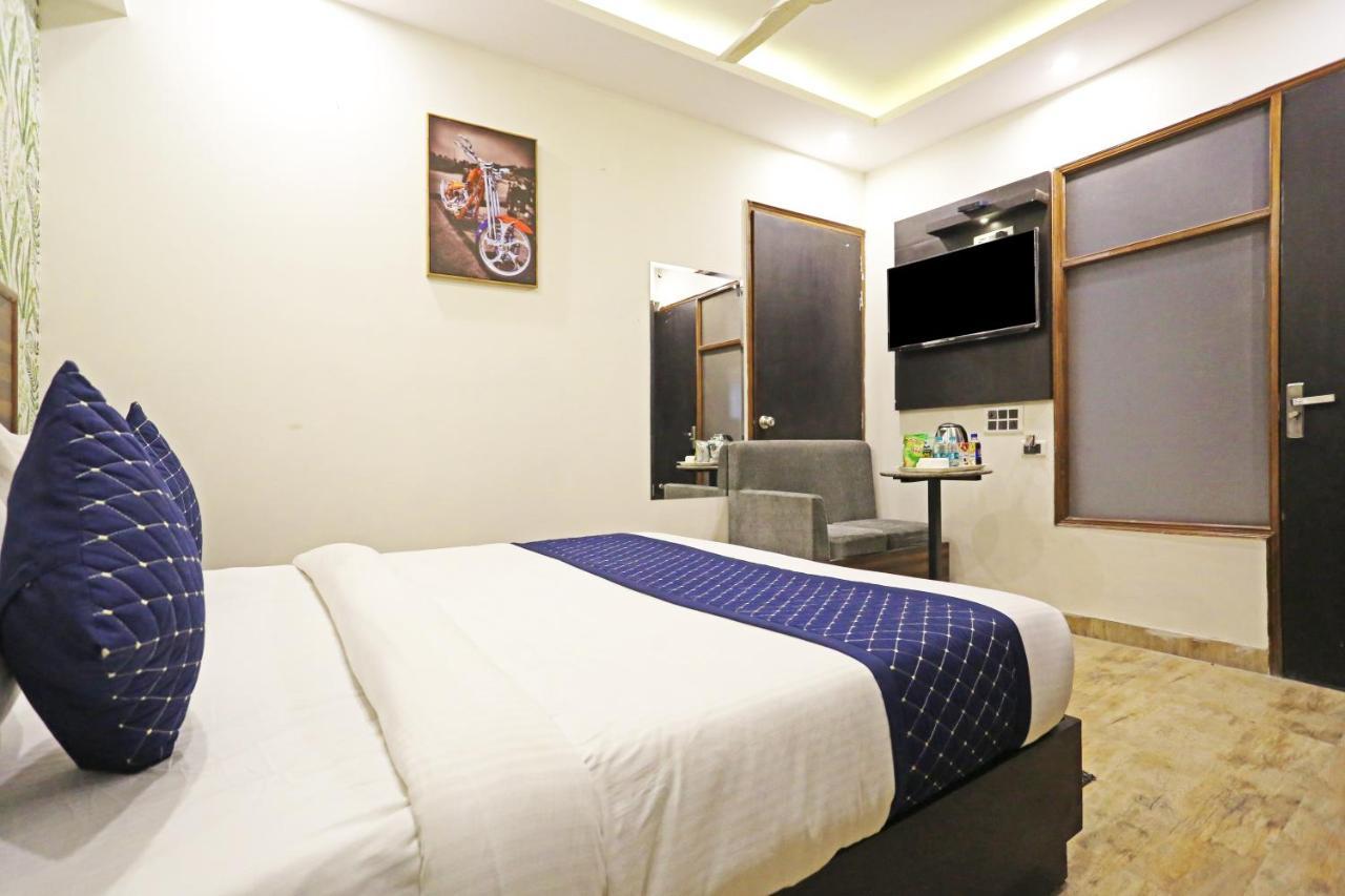 Hotel Gl Suites Near Delhi Airport New Delhi Exterior photo